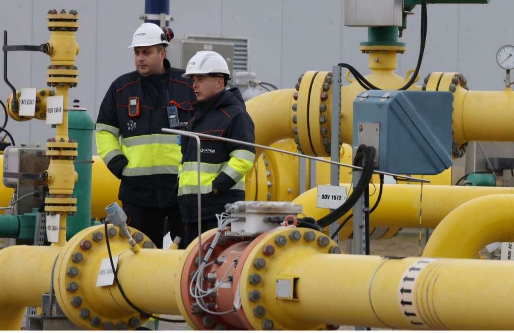 مشروع توصيل الغاز للمدن الجديدة والمناطق التطويرية