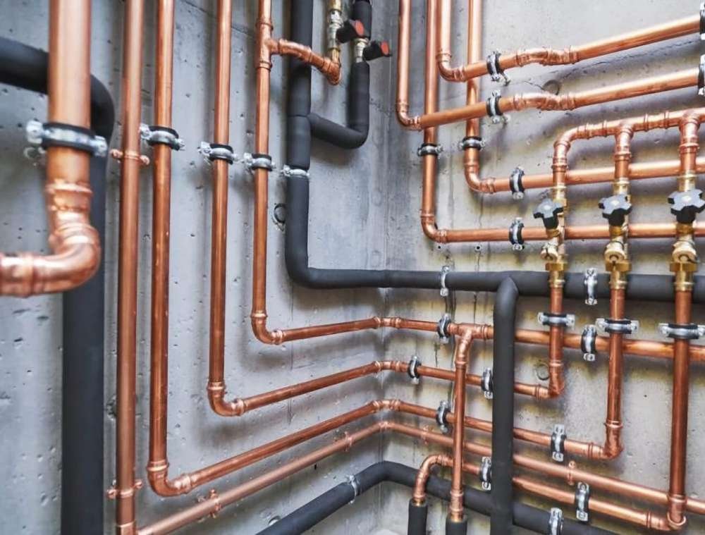 أعمال تمديد أنظمة الغاز المركزي للمباني